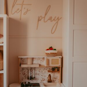 Napis na ścianę ”Let's Play" II