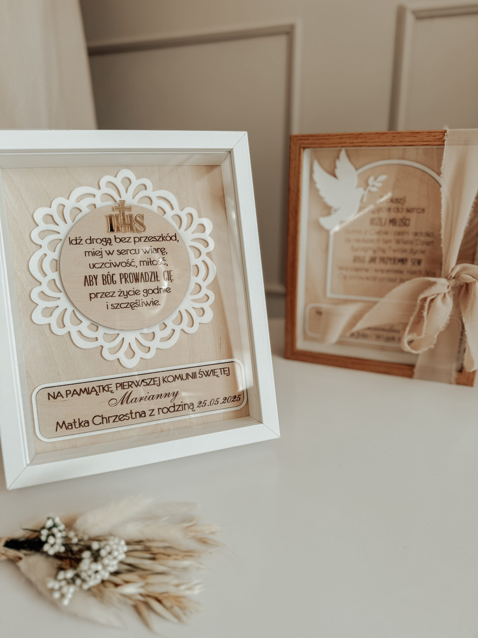 Pamiątka Komunii Świętej w ramce 3D wzór 3 - obrazek 2