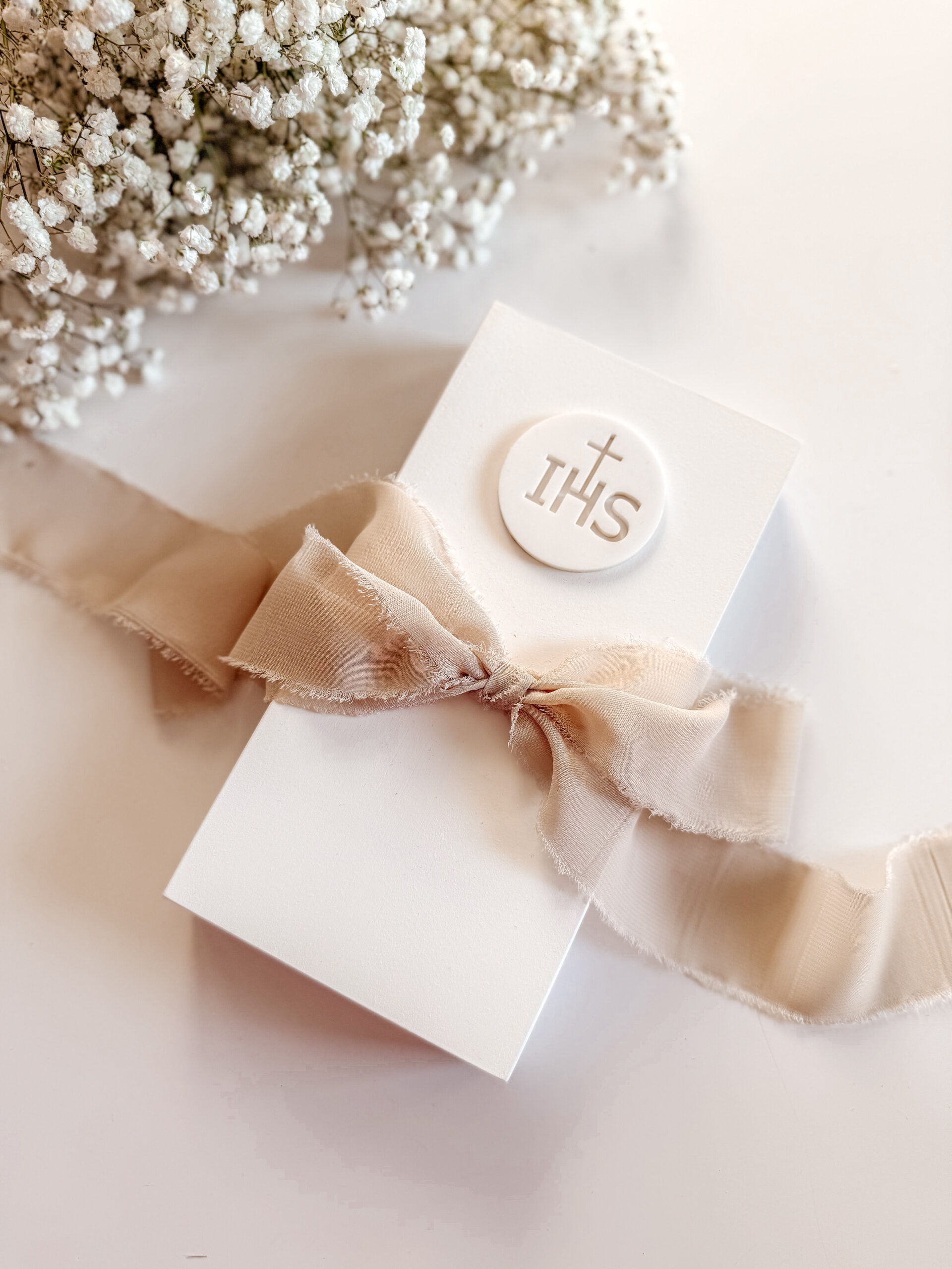 Pudełko prostokątne na Komunię Św. Wzór I (IHS okrągły)