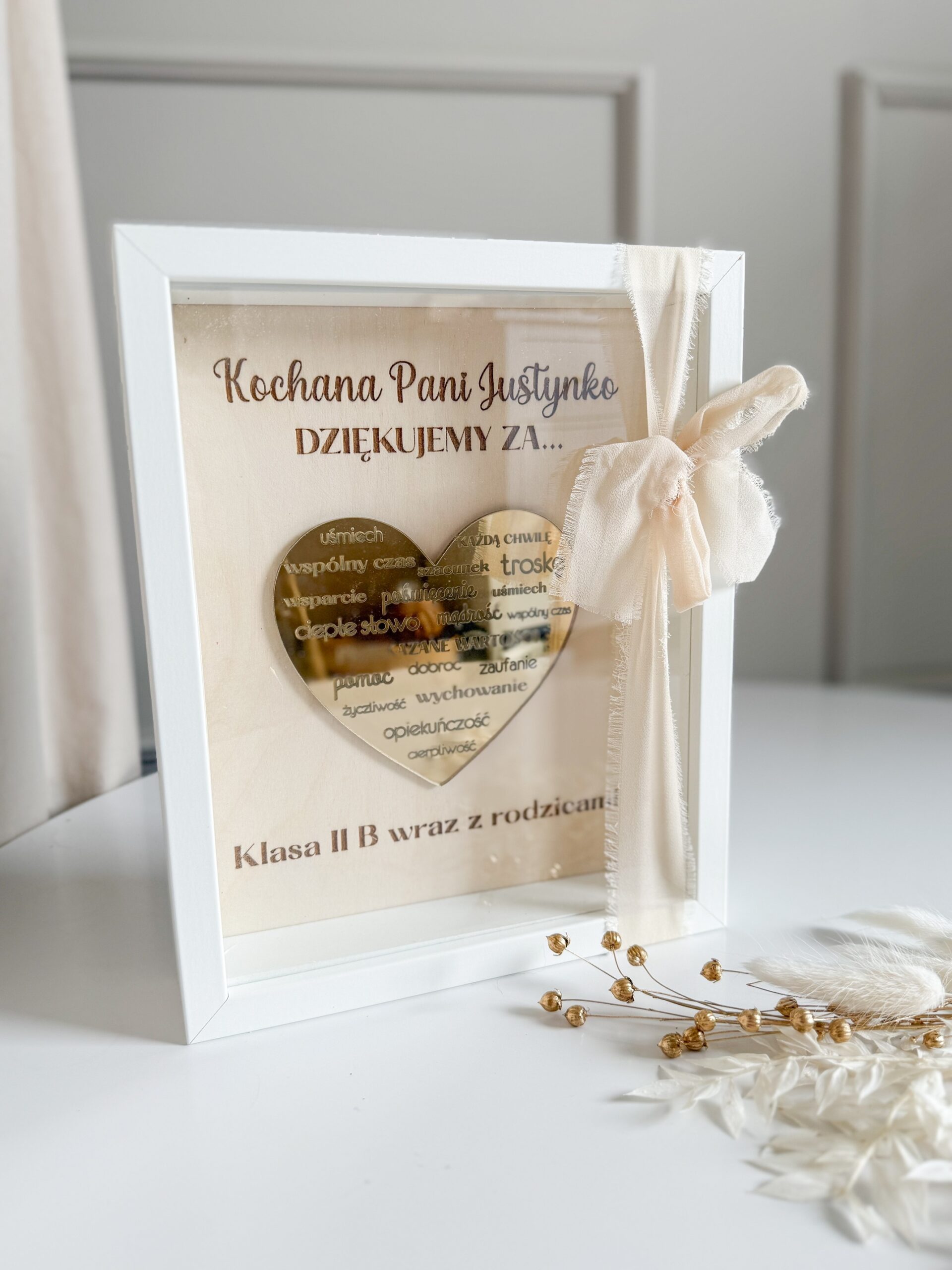 Ramka dla Nauczyciela "złote serce" - obrazek 2