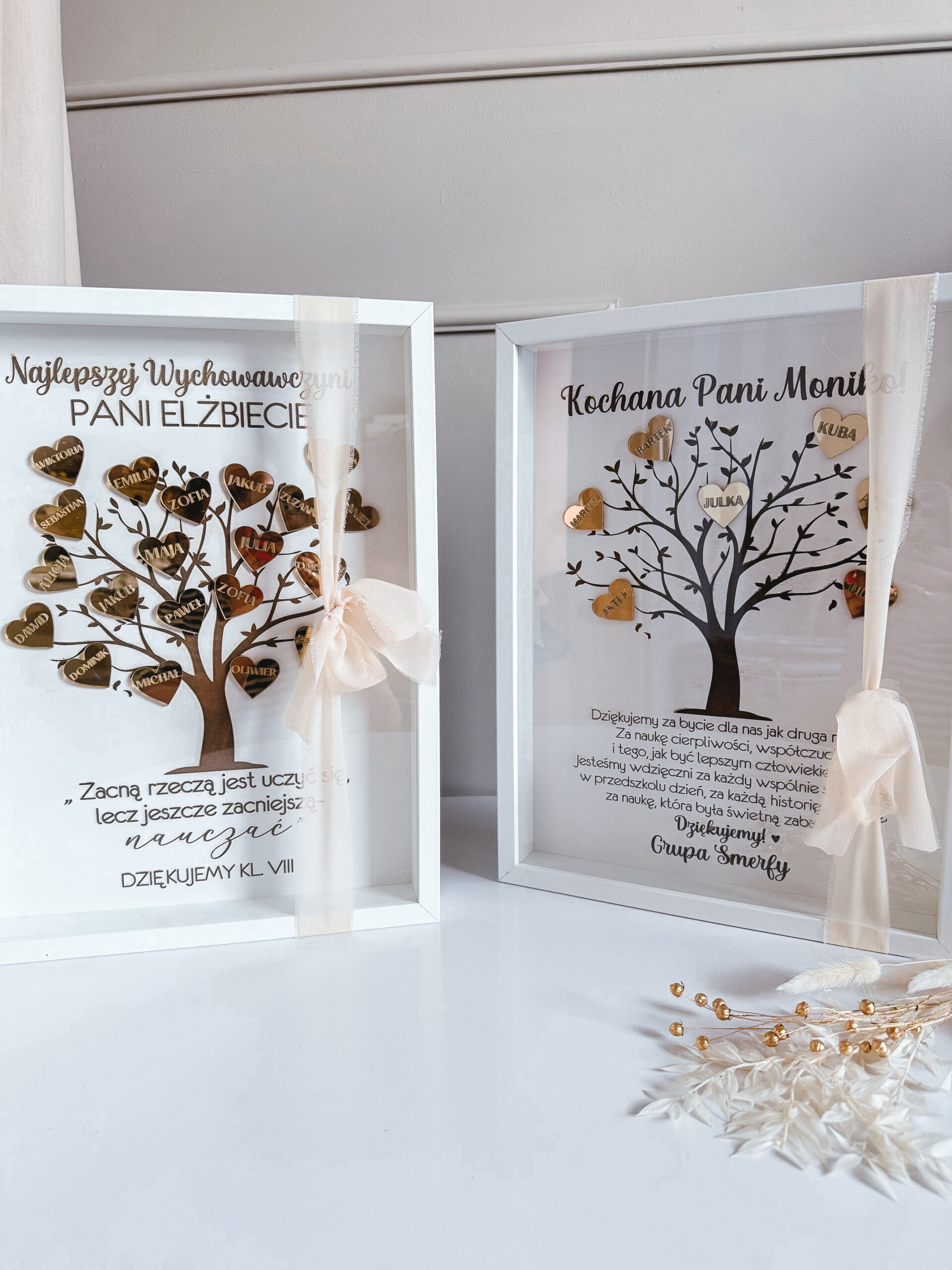 Ramka dla Nauczyciela "drzewko" Złote serduszka Duża - obrazek 3